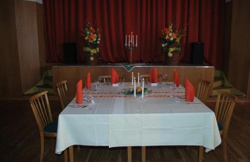 Adorf Maison | Gasthof Zur Linde