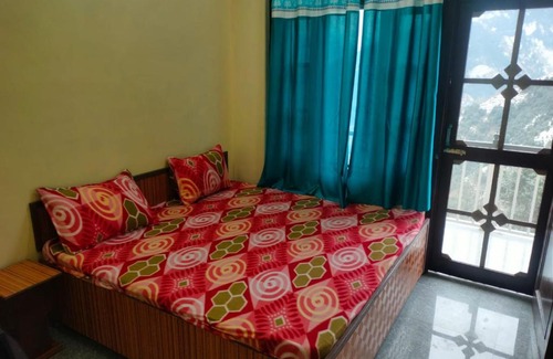 Khajjiar Maison | Gate valley home stay