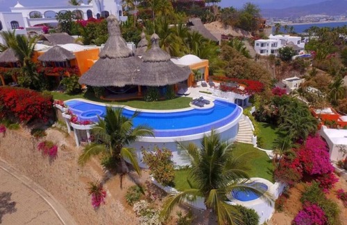 Peninsulas de Santiago Maison | Spectacular View Gated Upscale Community Full Staffed