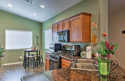 Sunrise Manor Maison | 3BR Las Vegas House w / Grill & Porche couvert!