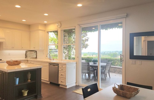 Turtle Ridge Maison | Gated community Ocean View home on Cul De Sac! Watch Disneyland fireworks!