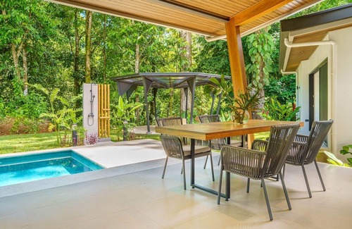 Ojochal Maison | Gated Luxury+Waterfall+Ojochal+3 bedrooms+beaches+safe