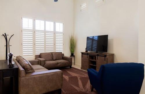 Ocotillo Maison | Gated Ocotillo house, pool heater, BBQ, golf views