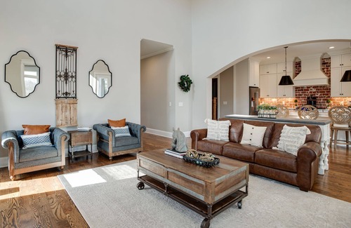 Thompson's Station Maison | Gated Private Estate With Pool, Hilltop Views, and Game Room on 8 acres