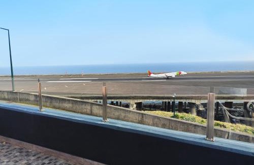 Machico Maison | GATEONE AL Airport View House