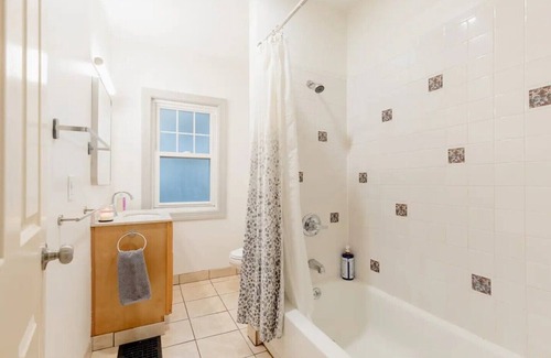 Buffalo Maison | Gates Circle 2 Bedroom Sanctuary
