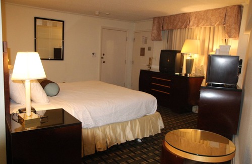 Bedford Maison | Gateway for weekend and enjoy our pool