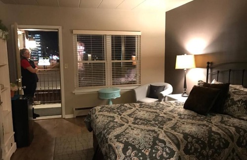 Oak Lawn Hôtel | GATEWAY INN