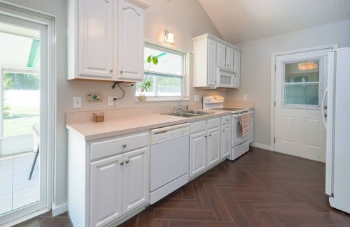 Deltona Lakes Maison | GATEWAY TO DISNEY AND FAMILY RETREAT CENTER