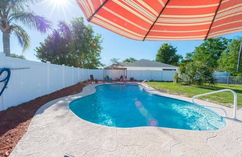 Deltona Lakes Maison | GATEWAY TO DISNEY AND FAMILY RETREAT CENTER