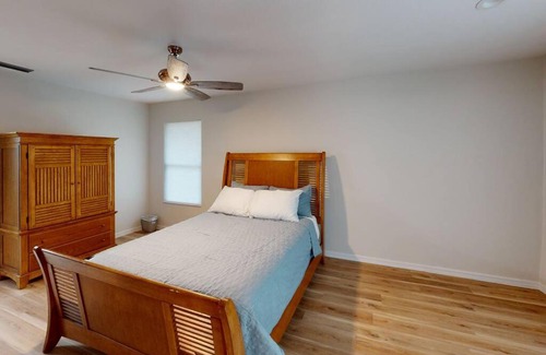 Gainesville Maison | Gator Pool and Hot Tub House -1.5 miles to Stadium