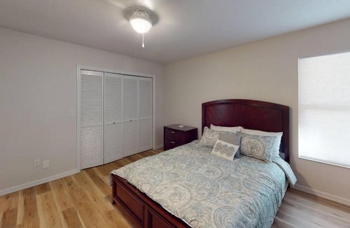 Gainesville Maison | Gator Pool and Hot Tub House -1.5 miles to Stadium
