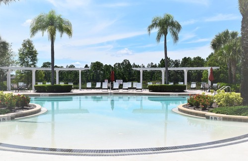 Watersong Villa | Villa fermée de 4 chambres avec beaucoup d'extras. Chaleur de piscine GRATUITE jusqu'en mars