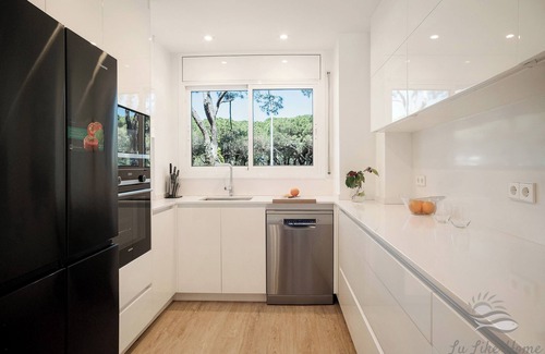 Castelldefels Maison | Gavà Mar: Villa Lujo 6 Pax Lilis House