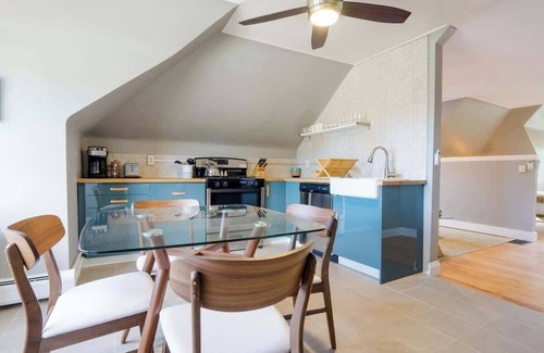 City Park West Appartement | Gaylord by Modern Midstay / 1Block to CityPark #G4