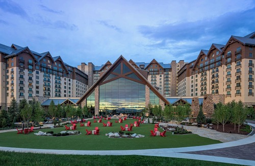Aurora Hôtel | Gaylord Rockies Resort & Convention Center