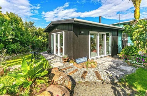 Tuateawa Maison | Gaze over the Pacific Ocean Listen to the birds..... relax