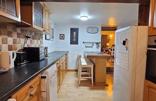 Bath Maison | MOUNT HOUSE ROAD, BATH