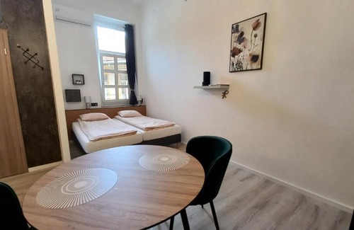 Szentimrevaros Appartement | Gecko Studio
