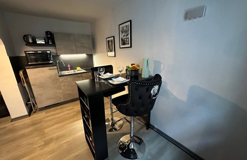 Nordliche Altstadt Appartement | Geheimtipp: Königsstuhl - Altstadt-apartment Nahe Warnowufer - Geheimtipp: Romantische Ferienwohnung