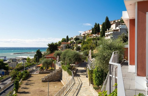 San Lorenzo al Mare Maison | Gelsomino (SLR403) by Interhome