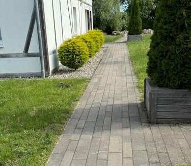 Kritzmow Appartement | Gemütliche 100 qm Ferienwohnung in Ostseenähe