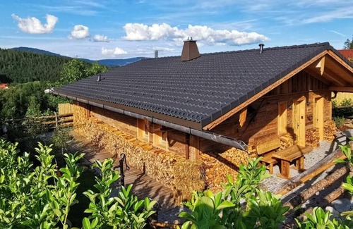 Rabenstein Appartement | Gemütliche Almhütte mit Eigenem Wellnessbereich