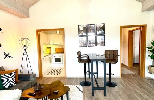 Stryck Appartement | Gemütliche Balkon-oase mit Blick auf Skywalk Perfekte Lage Smart TV