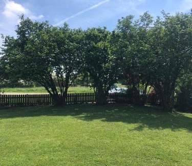 Ried im Innkreis Maison | Gemütliche Blockhütte mit großem Garten