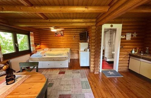 Judenau Chalet De Ski | Gemütliche Blockhütte in Wiennähe