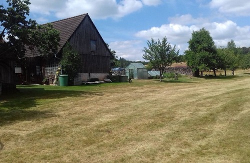 Rauhenebrach Appartement | Appartement mansardé confortable avec balcon privé