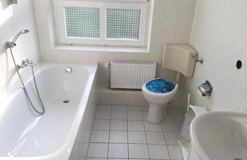 Knorrendorf Appartement | Gemütliche Ferienwohnung für 6 Personen im Schloss Kastorf