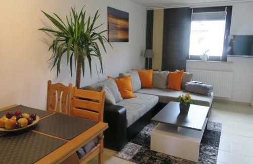 Blowatz Appartement | Gemütliche Ferienwohnung mit Garten in Robertsdorf