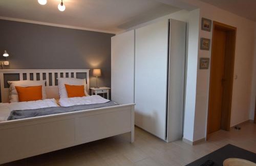 Blowatz Appartement | Gemütliche Ferienwohnung mit Garten in Robertsdorf