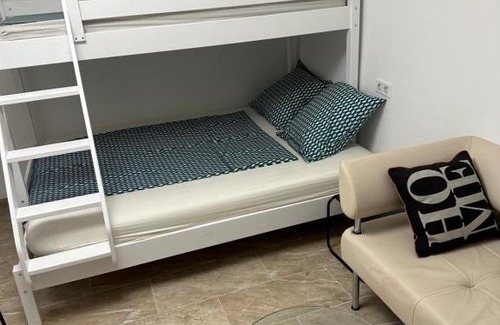 Ichenhausen Appartement | Gemütliche Gäste Suite für ruhige Nächte. Zentral