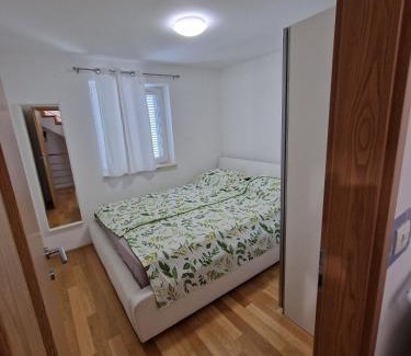 Izola Appartement | Gemütliche, Gepflegte Ferienwohnung