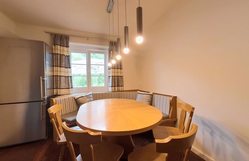 Mortschach Appartement | Gemütliche Luxus Ferienwohnung im Ruhigen Mörtschach