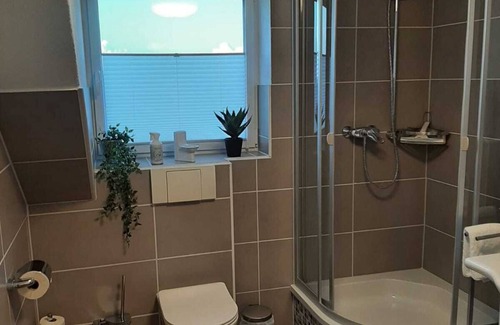 Leeder Appartement | Gemütliche Naturnahe Ferienwohnung in Oberbayern