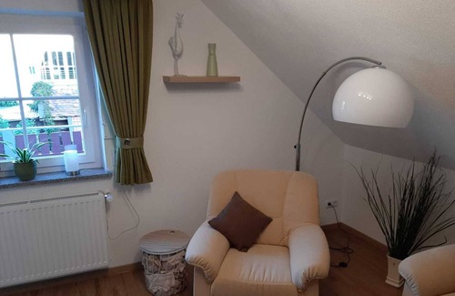 Leeder Appartement | Gemütliche Naturnahe Ferienwohnung in Oberbayern