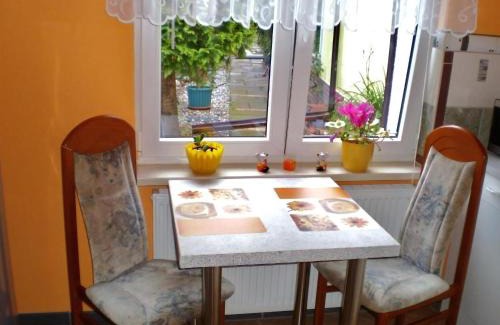 Rietz-Neuendorf Appartement | Gemütliche Wohnung Mit Terrasse