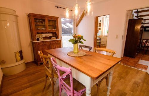 Bracht Appartement | Gemütliche Wohnung In Bracht Mit Terrasse Und Garten