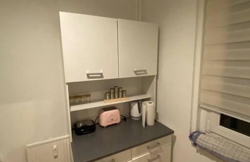Marzahn Appartement | Gemütliche Wohnung mit Smart-TV und großem Balkon