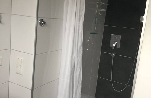 Stetten Appartement | Gemütlicheferienwohnung mit See und Bergsicht