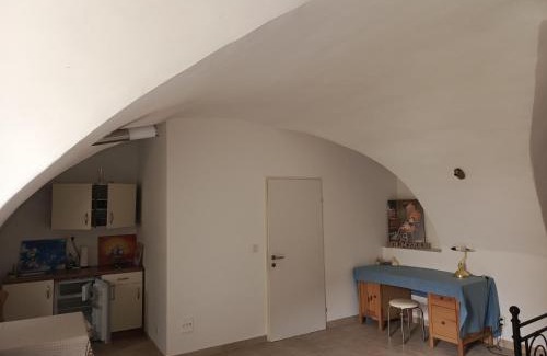 Bruck an der Leitha Appartement | gemütlicher Sommer Appartement