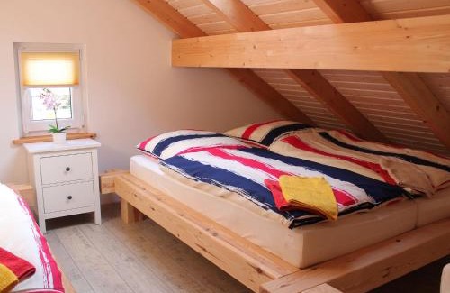 Kroepelin Maison | Gemütliches Appartement in Brusow mit Garten