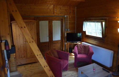 Bohnsdorf Maison | Gemütliches Blockhaus, Waldblick, Nähe BER/SXF