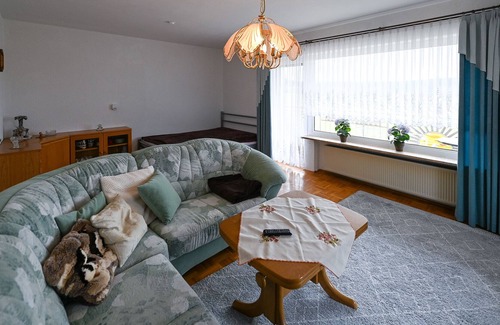 Mehlmeisel Appartement | Chalet confortable avec balcon pouvant accueillir jusqu'à 4 personnes