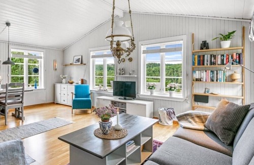 Hitra Maison | Gemütliches Ferienhaus mit Panoramablick, Boot mit Guide vor Ort Buchbar