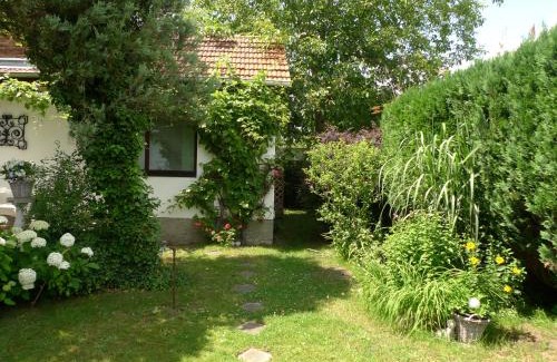 Bohnsdorf Maison | gemütliches Gästehaus Berlin Bohnsdorf, nähe Flughafen Schönefeld