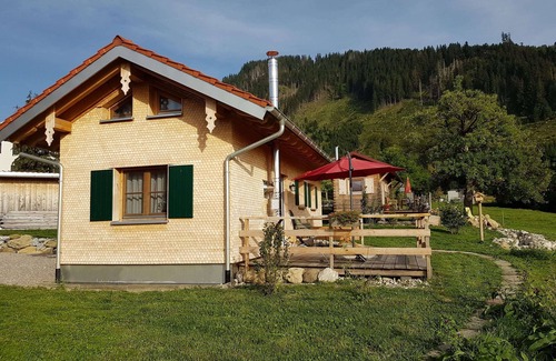 Wertach Chalet De Ski | Gemütliches Tiny Chalet als Rückzugsort für Naturliebhaber im Herzen des Allgäus